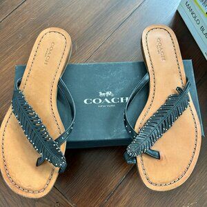 Coach Feather Thong Sandals Black‎ Leather Flats 7.5